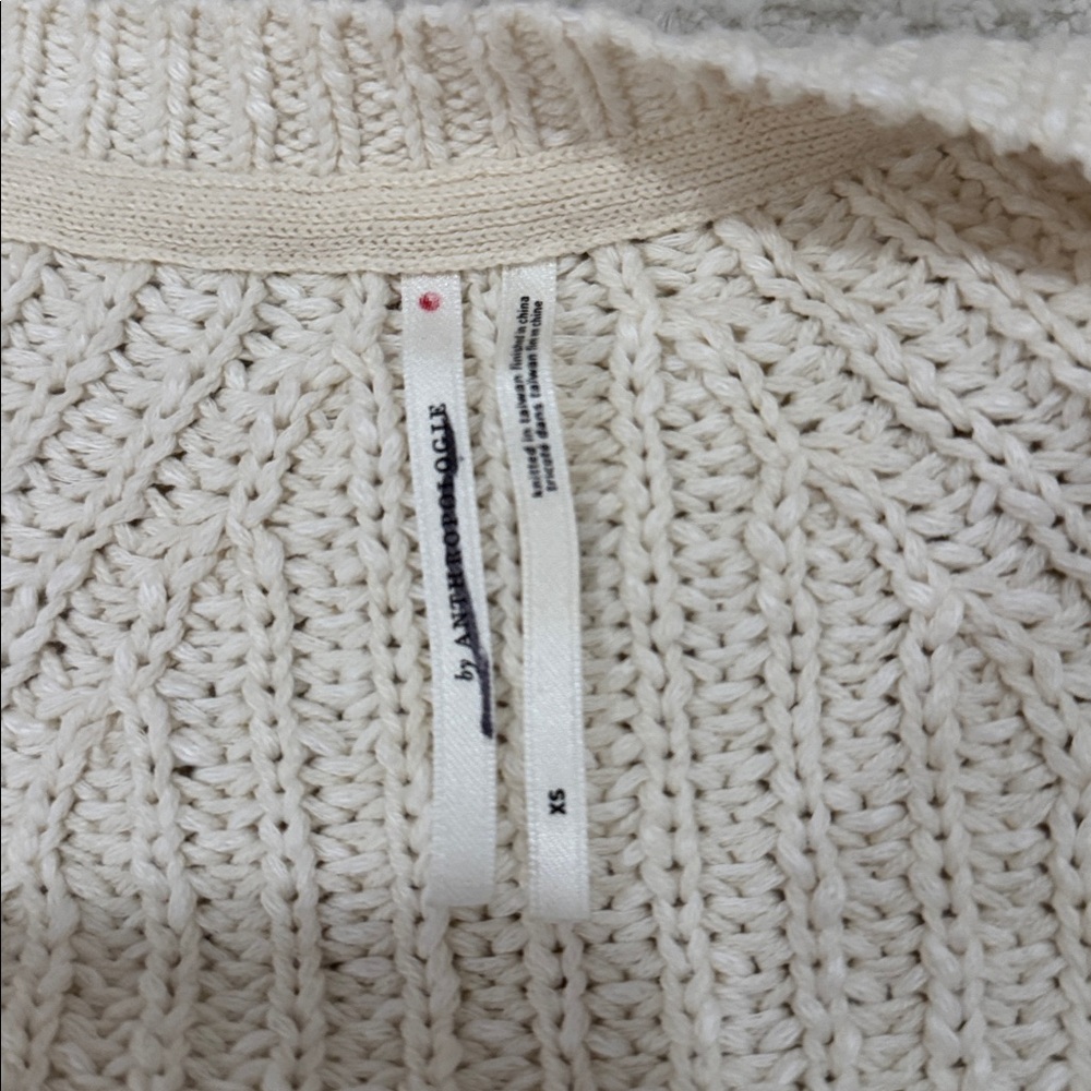 Anthropologie Cream V-Neck Cropped Knit Sweater with Lace Trim - Picture 2 of 2